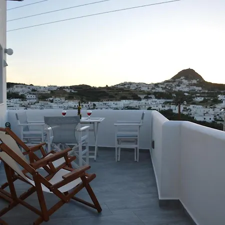 Rhyolite Apartment *