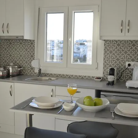 Apartment Rhyolite *